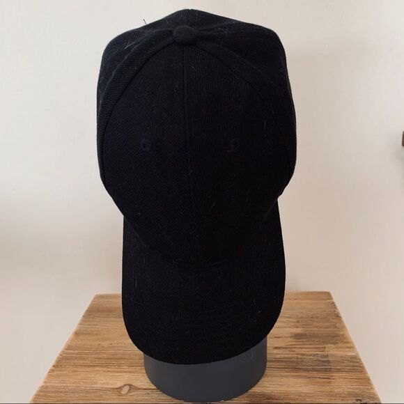 Black cap, no name, brand new without tags, OS - Picture 4 of 7